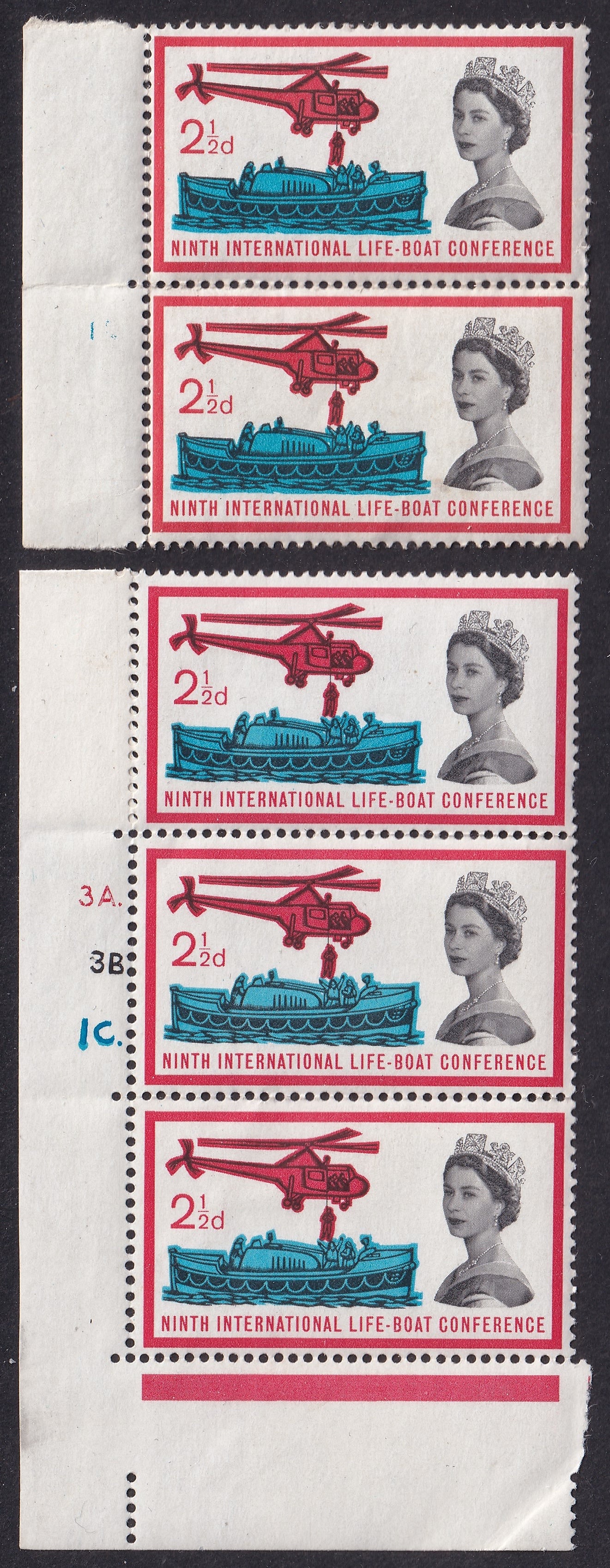 Great Britain 1963 2½d Lifeboat Unmounted Mint Vertical Marginal Pair Missing Control 3a 3b
