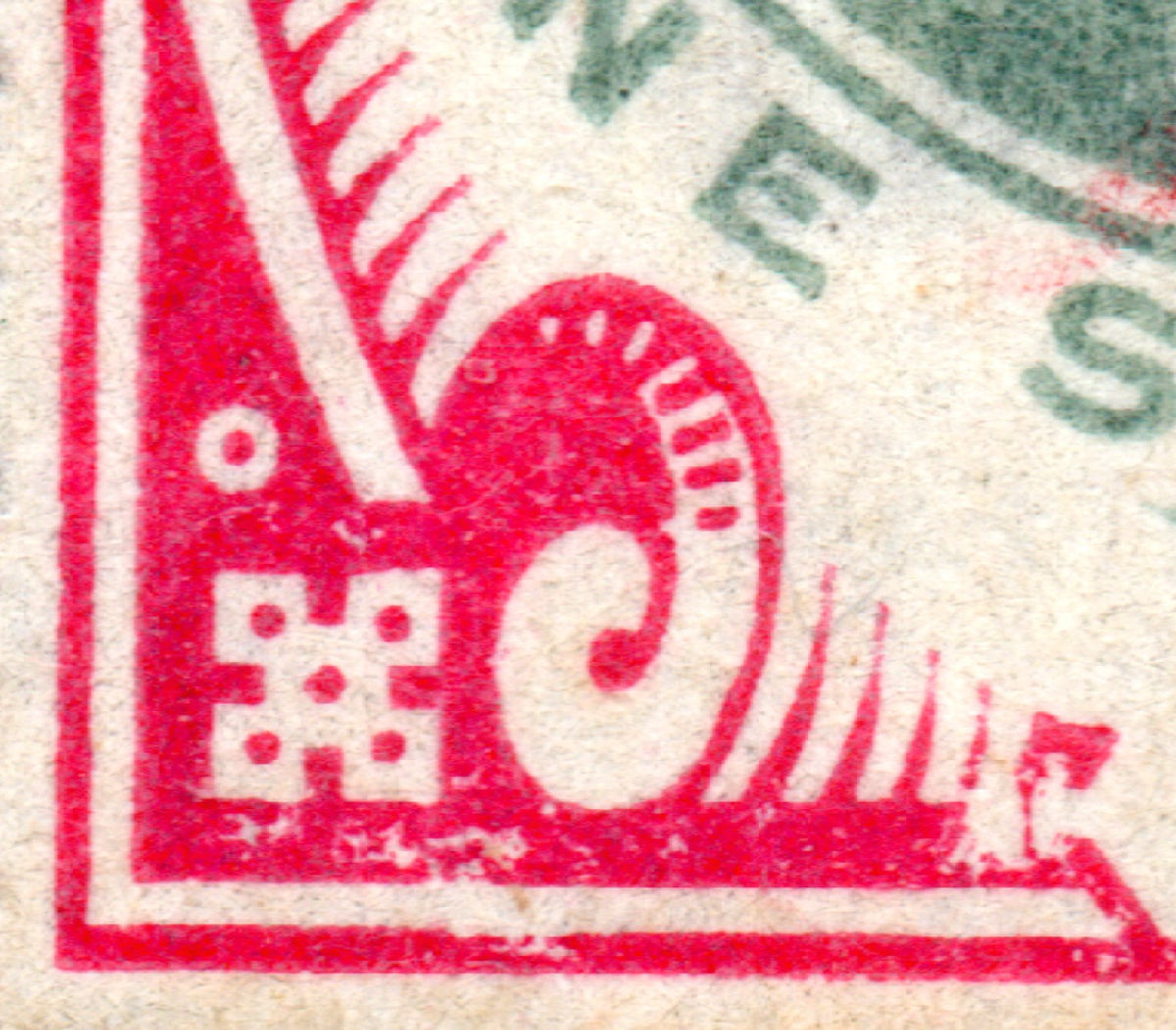 Enlarged lower-left design showing missing carmine on GB 1900 1s green and carmine broken plate variety.