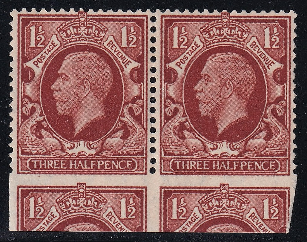 Great Britain 1934 George V 1½d intermediate format pair, imperforate at base with portions of two stamps below, SG N52var.